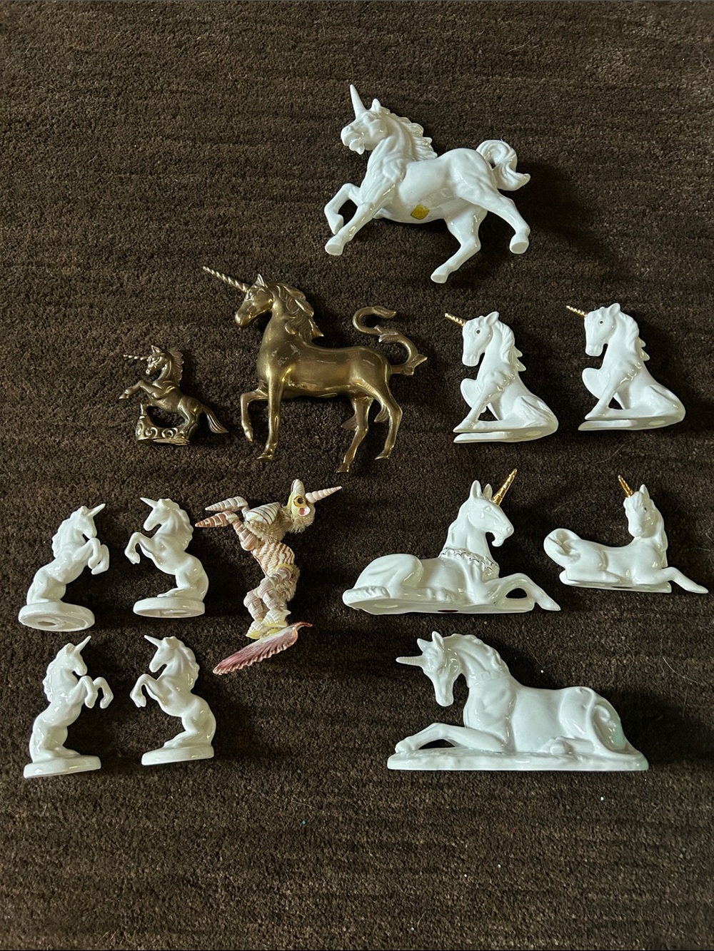 White and Gold Unicorn Figurine Set - Elegant Shelf Accents